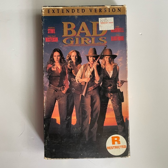 Bad Girls VHS tape - Picture 6 of 6